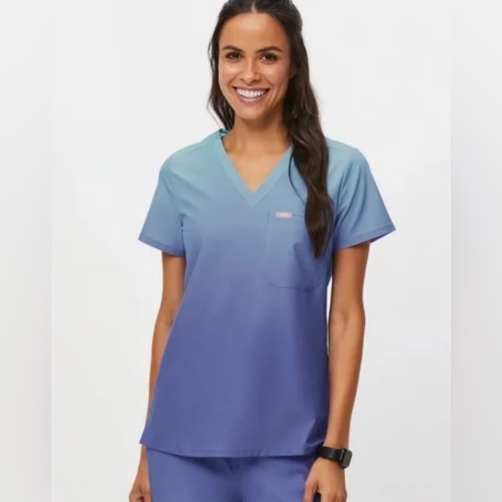 Figs Catarina One-Pocket Scrub Top - XS / Ombre Ocean Mist FREEx